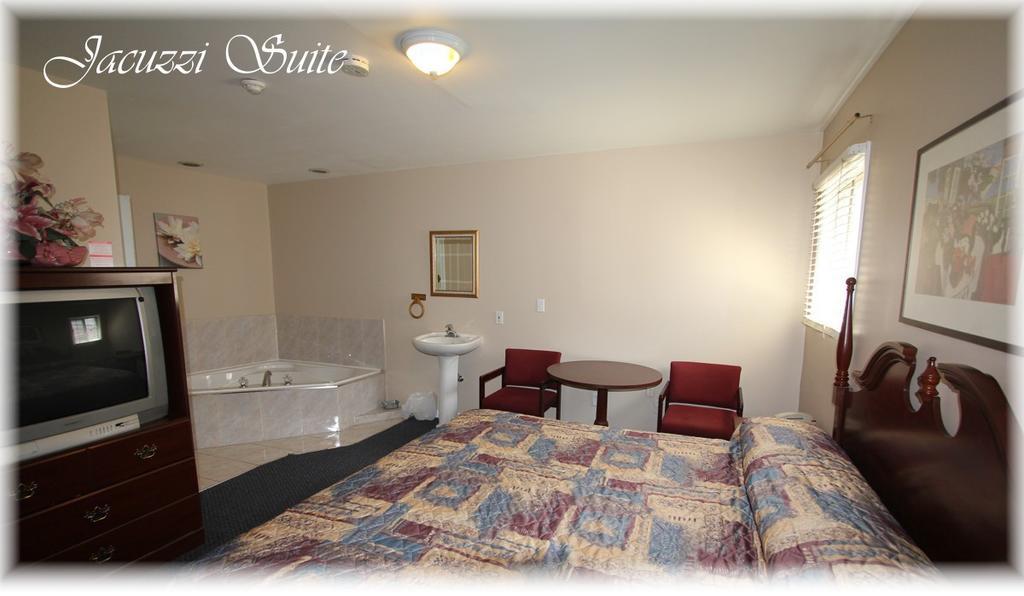 Lotus Motel Cobourg Kültér fotó