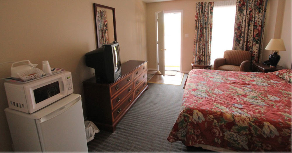 Lotus Motel Cobourg Kültér fotó